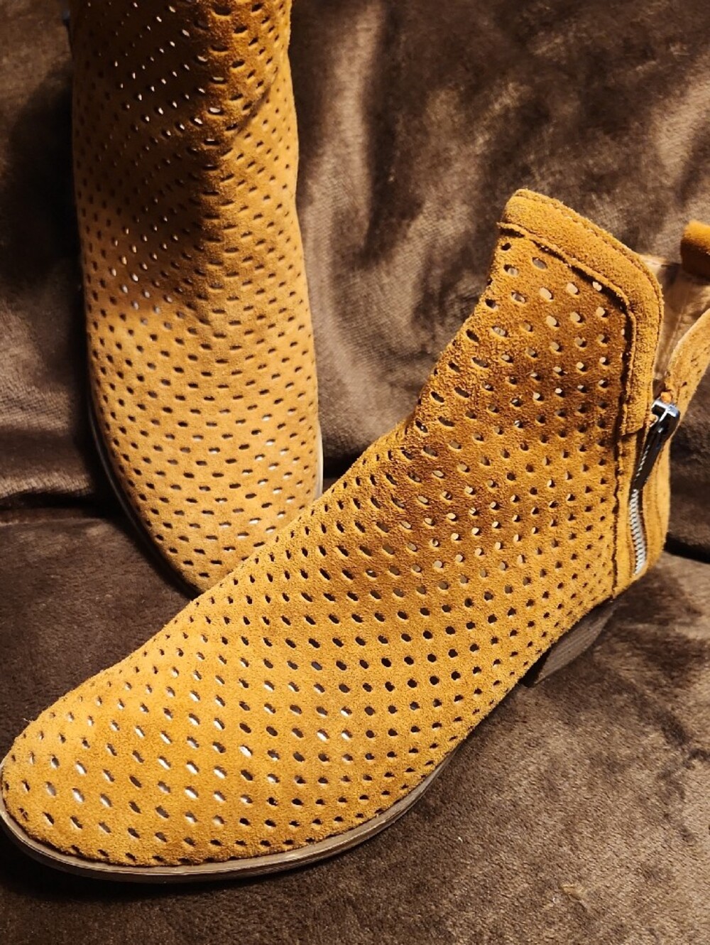 Suede Perforated Ankle Bootie By Lucky Brand Size 7.5 Womens- Tan - Picture 2 of 7